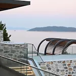 Royal View