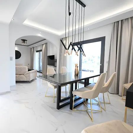 Royal View Καναπίτσα