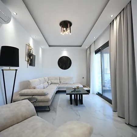 ヴィラ Royal View